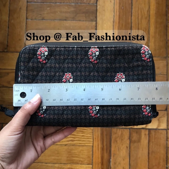 Vera Bradley rare wallet print - Picture 6 of 17